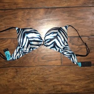 Victoria secret miraculous plunge 32a